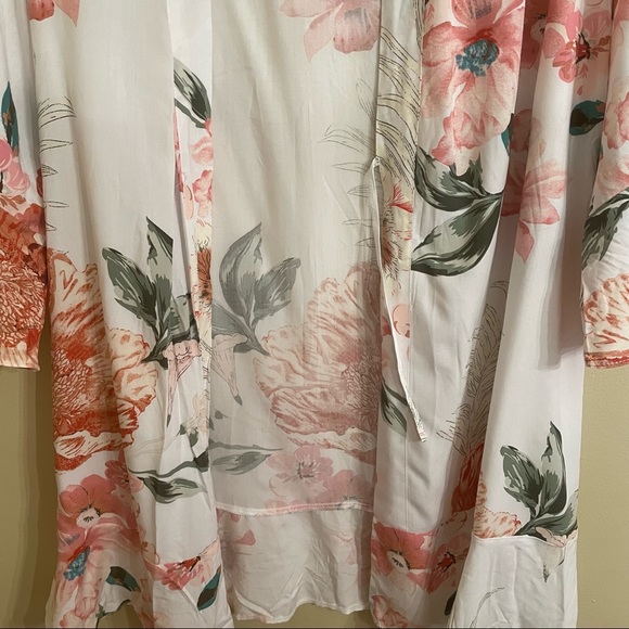 Amazon - Picture 6 of 7